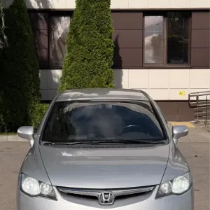 Honda Civic 2007 год! В отличном состоянии сел и поезал!