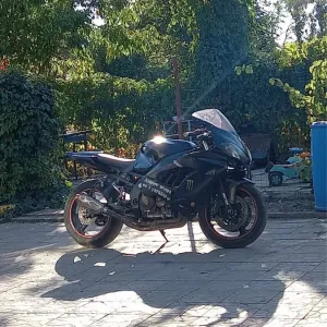 Kawasaki zx9r мото