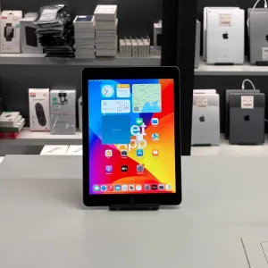 Планшет iPad 5 9.7” 32GB Wi-Fi • ГАРАНТІЯ • СТАН 9.8/10 115856