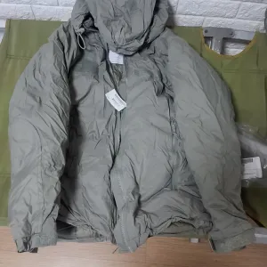 Нові контрактні куртки США ECWCS 7 level primaloft parka