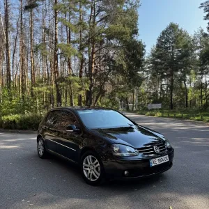 Volkswagen Golf 5 EDITION     1.4 MPI.   2008.