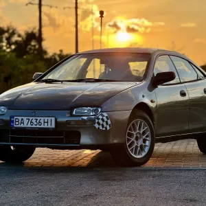 Mazda 323 В Ідеальному Стані Газ/Бензин КОНДИЦІОНЕР!!! Кожна фотографія відповідає Дійсності! Стан Дійсно Дуже доглянутий та Збережений!!!