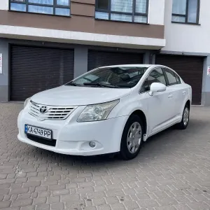 Продам Toyota Avensis 2010 року 1.8 бенз Автомат