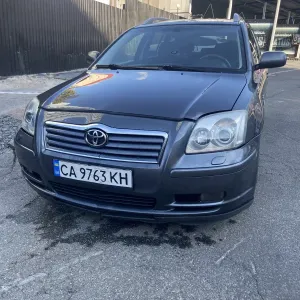 Продам тойоту в гарному стані