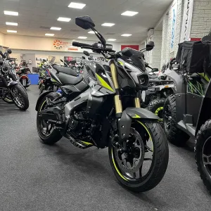 Мотоцикл Bajaj Pulsar NS 400