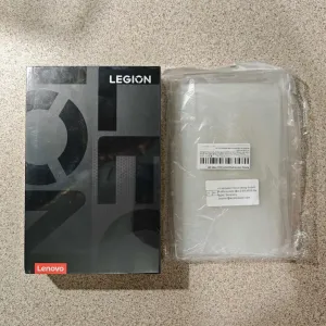 Lenovo LEGION Y700 Gen4 8,8" 12/256Gb (TB322FC) Black CN