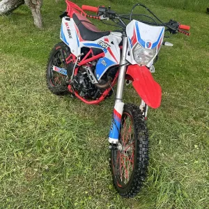 CRDX 200 sky bike