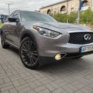 Автомобіль Infinity QX70 Limited газ\бензин 2016