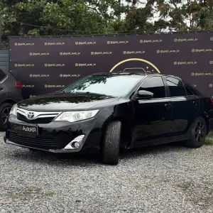 Toyota Camry 50