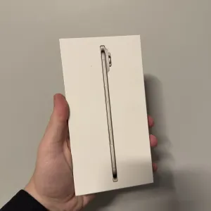 Apple iPhone Air 256GB Light Gold (MG344, MG1A4, MG2N4)