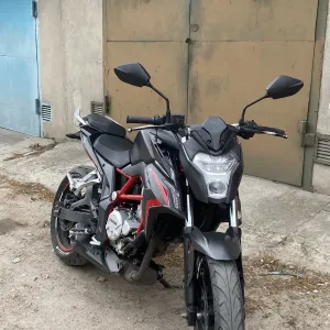 Продам Voge 300r