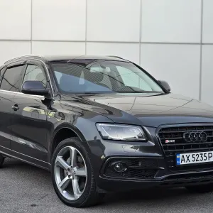 Продам свою Audi Q5 3.0 TFSI QUATTRO - 2014г