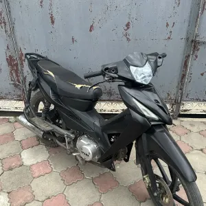 Мопед Spark 110, на ходу, полуавтомат, срочно.