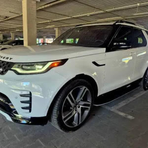 Land Rover Discovery 5 restyling R-Dynamic HSE