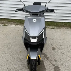 Электроскутер Garow Solano 2500W 72V/30Ah