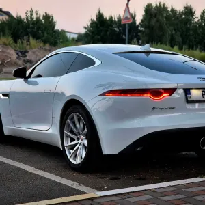 Jaguar F-type 2016 с пробегом 74 тыс