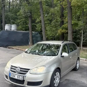 Volkswagen Golf 5 1.9 в дуже гарному стані