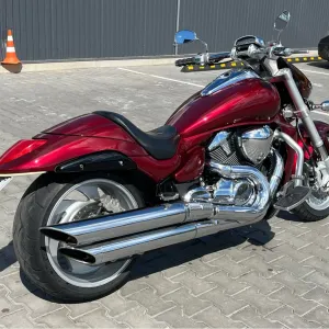 suzuki boulevard 1800 m109r
