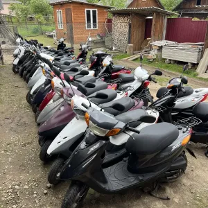 Скутери Honda Dio