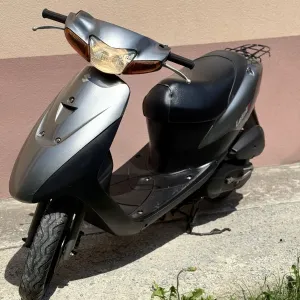 Suzuki lets 2 бабочка ,скутер з японії з контейнера мопед