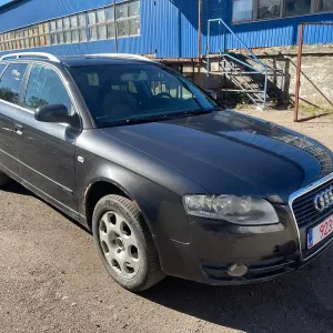 Audi A4 b7( Ауді а4б7)2006 рік  2.0 Дизель Механіка передній привід Гарний універсал