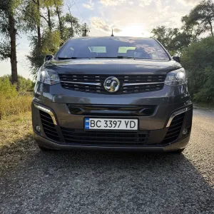 Автомобіль Opel / Vauxhall Zafira Life / Vivaro VIP Business L3 100kW 75kWh (пасажирський на 7 місць)