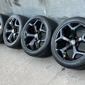 214 стиль R20 з шинами на БМВ Х5 Х6 Е53 Е70 Е71 Ф15 Ф16