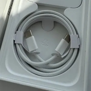 Оригинальный кабель на iPhone 15 16 17 блок швидкісна зарядка apple