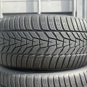 235/50 R19 Hankook 4шт 2022рік 5.5мм-6.3мм Залишок протектора