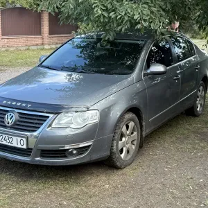 Volkswagen Passat 2.0 Бензин Повний привід