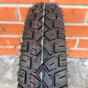 Шина з камерою 3.00-10 шипована Тайвань на скутер SC TYRE-124
