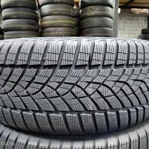 Шини бу 225/55 R17 Goodyear UltraGrip Performance+ Комплект Пара Зима