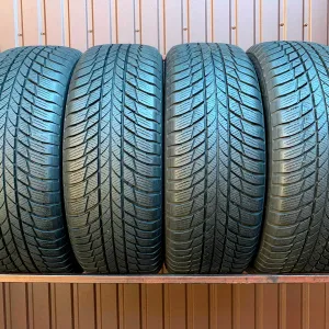 225/60 R18 104H Bridgestone Blizzak LM001 / Зимові шини / 2021
