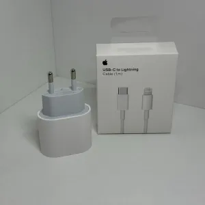 Быстрая зарядка айфон 20W + кабель Type-c lightning. Блочок зарядка iPhone 20w+ Type C Lightning кабель
