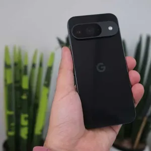 Google Pixel 9 12/128GB (Obsidian) Neverlock 1  цикл як новий