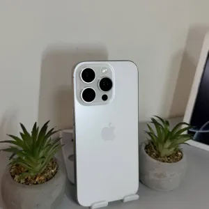 iPhone 16 Pro 256GB White / Neverlock/ 91% АКБ/ Айфон 16 Про 256 ГБ
