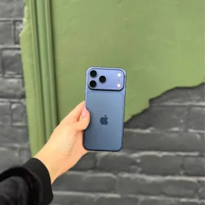 Used iPhone 17 Pro Max 256Gb Deep Blue (фізична сім карта, ідеальний б/у)