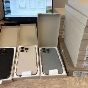 Новые iPhone 16 Pro 128Gb та 16 Pro Max 256Gb eSIM Neverlock