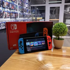 Магазин! Ідеальна! Ігрова портативна приставка Nintendo Switch V2 HAC-001