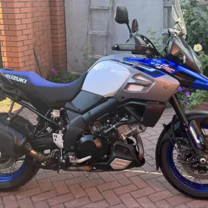 Suzuki V-STROM DL 1000 2019 рік
