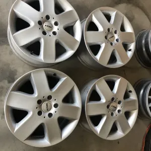 7j r17 er 56 Mercedes vito viano e class
