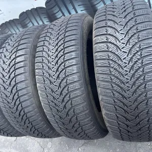 Шини 215/60 R16 Kumho 2024 рік зима, 7,5/8 мм