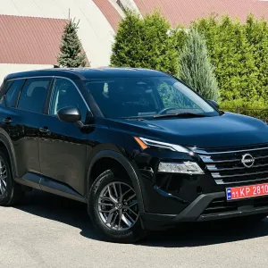 Nissan Rogue 2023 СВІЖАК