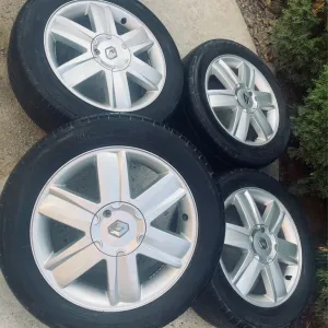 Гарні диски R16 4x100 205/55 літні колеса титани renault megane scenic