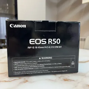 Canon EOS R50 + RF-S 18-45 IS STM