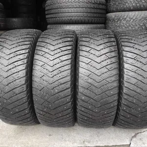 GoodYear Ultra Grip Ice Arctic SUV4x4 235/60r17 106T Extra Load made in Germany 4шт, 16год, 7мм, ЗИМА. Привезены из Финляндии