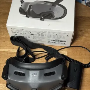 DJI FPV Goggles 2