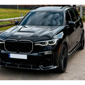 BMW X7 G07 2019+ Накладка на передній бампер Карбон M-Sport