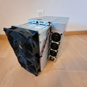 Майнер Bitmain Antminer S21xp 270T 3760$ + Гарантія!