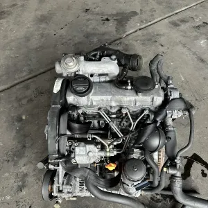 Мотор Двигун Двигатель КОМПЛЄКТНИЙ VAG Golf 4 Bora Octavia Tur Augi A3 1.9tdi AHF ASV AGR ALH Октавія Тур Гольф 4